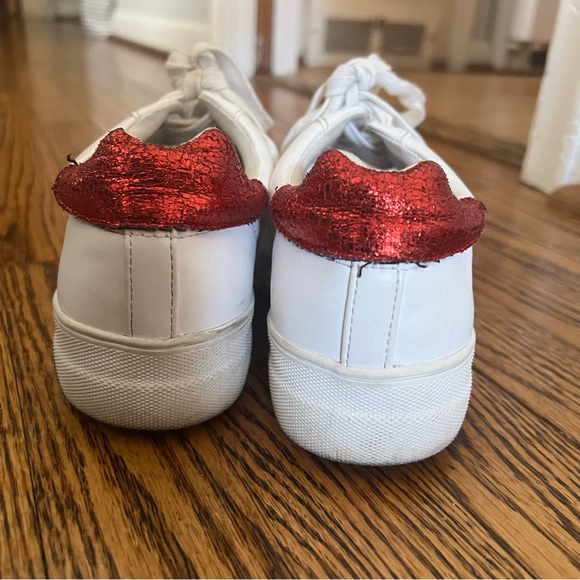 Steve Madden Moody faux White leather Sneakers - Picture 3 of 7